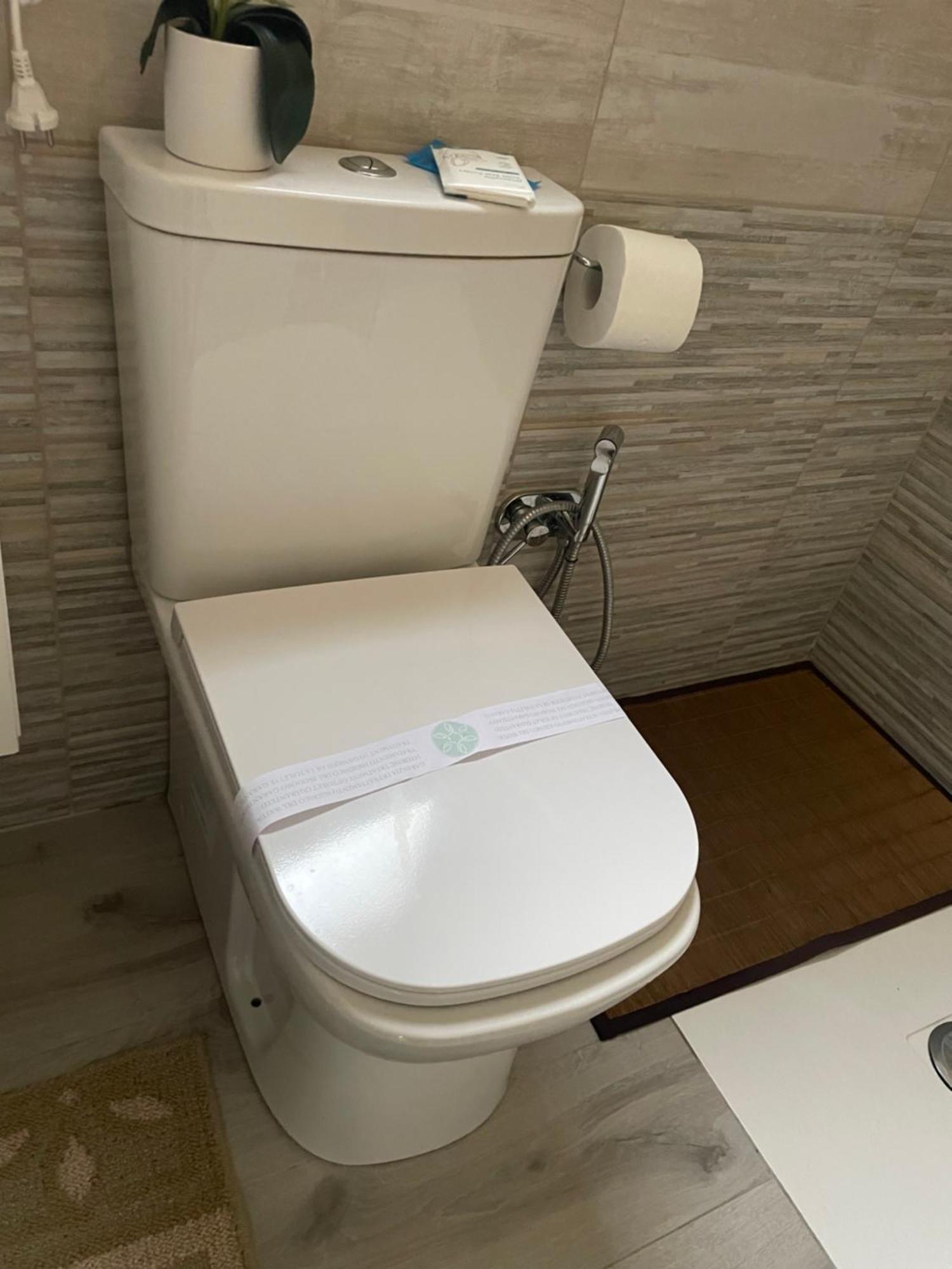Apartamento La Via Di Mezzo CTA Exterior foto